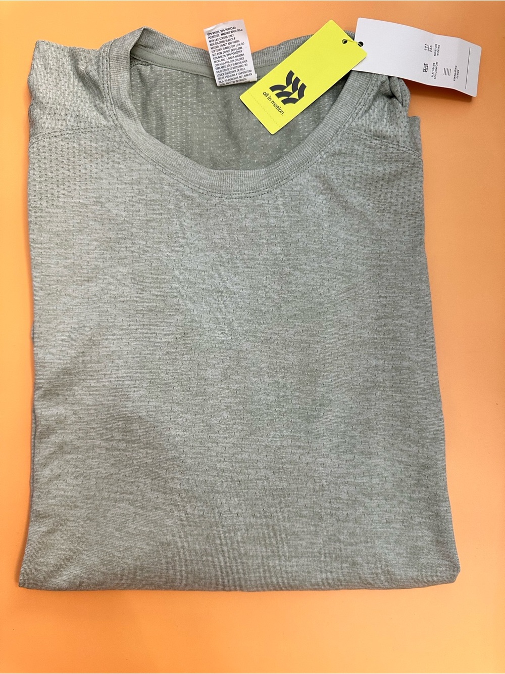 NWT- Men's Crew Neck Performance Shirt - Light Heather sage green  - xxl